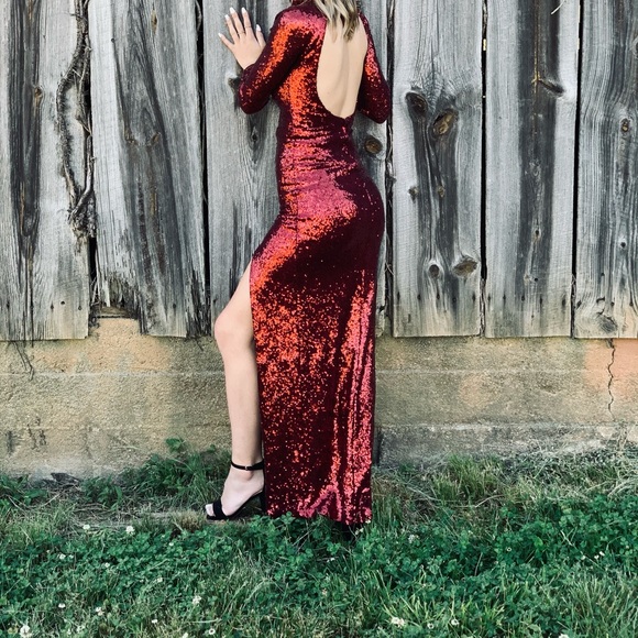 Prom dress - Picture 2 of 3